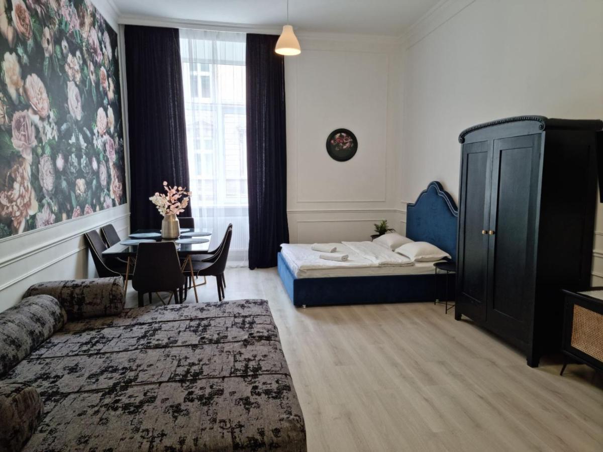 לבוב Leogrand Apartments On Lychakivska 3 מראה חיצוני תמונה